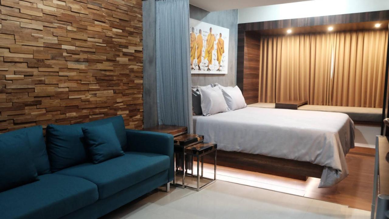 Lavenderbnb Room 2 At Uttara The Icon Apartment Yogyakarta Extérieur photo
